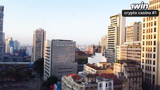 Redescobrindo o prazer íntimo através da conexão genuína entre casais apaixonados.