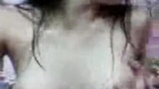 Indonesian Babe Bergoyang Amateur Fun