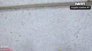 Uma estudante safada é fodida na bunda pelo seu treinador em um musical escolar!