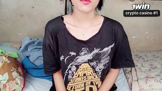 Sua namorada ciumenta senta em seu pau até você gozar em um roleplay ASMR sensual.