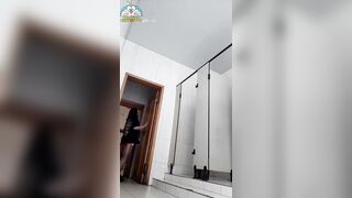 少年不知阿姨好快手骚逼熟女【柏欣彤】超级会玩40V，口活干炮一条龙，还是阿姨懂男人