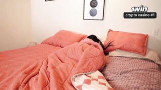 My roommate gives me a staggering fuck, leaves my yam-sized bum utter of CUM - LA