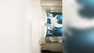 战神小利】170cm美女，穿上衬衣红裙吸吮奶子，镜头前特写深喉，揉穴舔逼抗腿打桩机