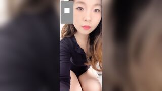 489155_com@❣️推荐❣️颜值嫩妹【可爱喵】一对一视频被出卖，大尺度掰逼展示，道具自慰配合高潮，飞机价值满满
