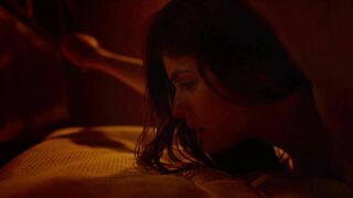 Alexandra Daddario Sex Scence in Lost Girls and Love Hotels