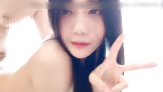 有个爱自拍的女朋友,做爱的时候会自己拿手机录视频是个什么体验