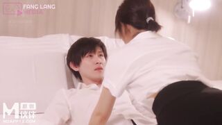 放浪传媒 FX-0014 闷骚女上司强制诱惑羞涩男下属