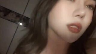 顶级炸裂高能预警!比女人还女人美若天仙极品T娘【橙醤小甜心】私拍,可盐可甜口活啪啪