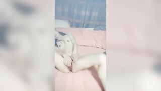 颜值美少妇！很想要在旁边自慰！搞的跑友受不了，埋头舔逼后入爆草，射的太快满足不了，道具自己玩