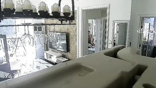 监控下的一幕。系列中的人妻，家中被前任疯狂输出。