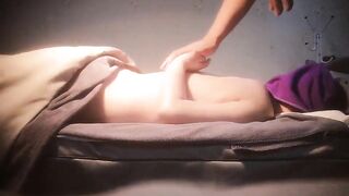 良家人妻的私密生活，【推油少年】，几个少妇不甘寂寞，肥美多汁的鲍鱼让大神按摩完，暴插才肯罢休！