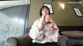 FC2-PPV-4335184 【モ無】ブサイクな長澤ま●み似の*持ち妻 妙にエロい焦らし手コキ 5歳の**ガキを幼稚園に送り出し白昼堂々不倫相手に股開く