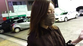 FC2-PPV-4438721 【スレンダー顔面国宝】 性欲とテンションが高すぎる人妻！ 持て余した射精テクにガチ翻弄！【さちか(30)】【レビュー特典あり】