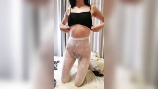 ❤️❤️02年学舞蹈的妹妹，黑丝极品美腿，半脱网袜操多毛骚逼，外表文静床上好骚，冲刺一顿爆草