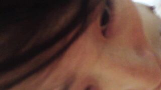 ✨极品轻熟女少妇✨与炮友大战，战场遍布全家各个场所，吃鸡技术一流，无套狂艹，叫声诱人！