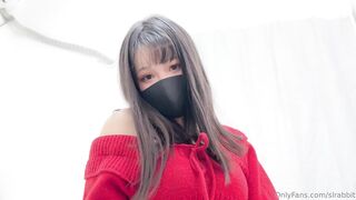 国产网黄福利姬「SLRabbit」OF性爱私拍 极品白皙萝莉很乖巧，各种姿势都配合被主人无套内射