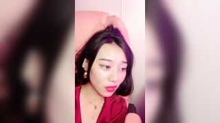 ⭐ 重磅☸女神终于露脸【小姜最近有点忙】骚舞~美乳~道具抽插