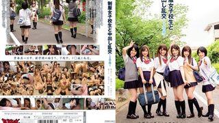 ZUKO (@_@) JAV 破壞版 062 制服女子校生中出乱交