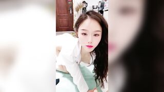 ❣️推荐❣️【今嬿婉】专业舞蹈老师，大波浪神似大嫂陈书婷，高颜值模特身材，一字马劈叉，裸舞，道具插穴