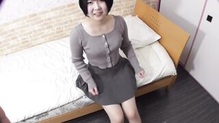 FC2-PPV-4567403 顔出し特典付！可愛すぎる大**にめちゃくちゃ頼み込んで年間の中出し成功！