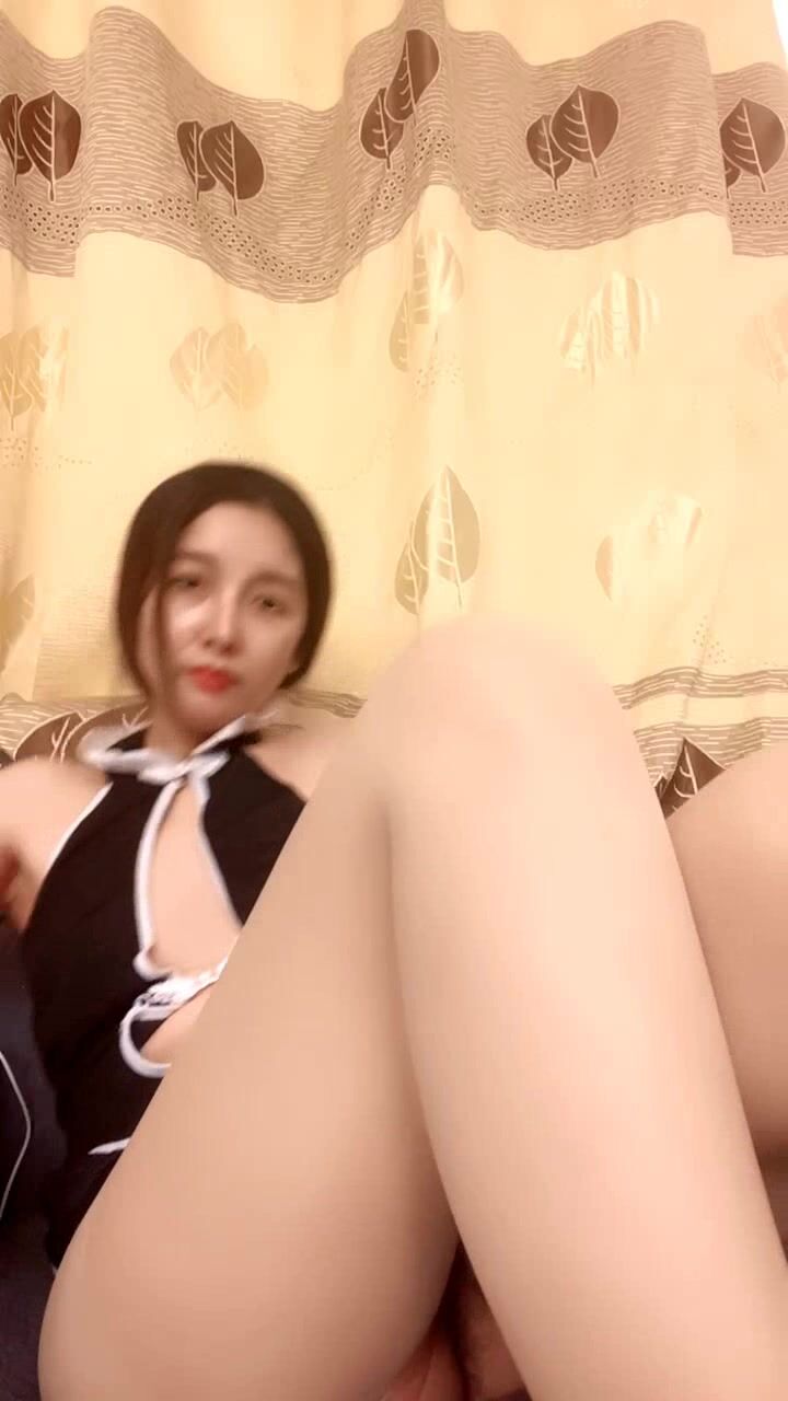 轻熟女小少妇的诱惑，全程露脸听狼友指挥玩虐骚逼，毛毛真多性欲旺盛，道具抽插浪叫不止，特写展示看着好骚 - ❤️️ X1HUB ❤️️
