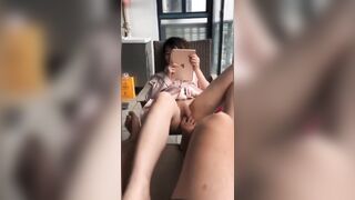 【网盘泄密勾搭老婆闺蜜偷情】大屁股无毛逼内射，表示很满足