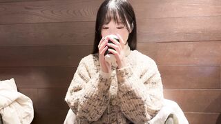 FC2-PPV-4589052 １０日前まで大手アイドル研究生だった本物１８歳！人 生 初 の 生 ハ メ・口 内 射 精・潮 吹 き・危 険 日 中 出 し。贅沢すぎる初体験4連発3射精