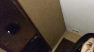 ✨极品少妇✨小伙子去去会所找技师打飞机！98号人妻少妇技师技术真不错，几下就弄出来了！