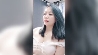 ❤️√ 反差尤物~【小飘飘】动感热舞奶子甩上天 多视角掰穴 美乳翘臀 帅哥舔穴