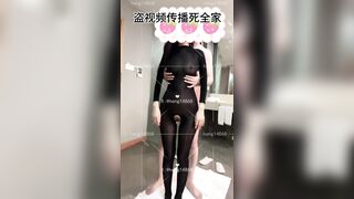 ⚫️【重磅硬核】，推特羞耻反差女医生【hong14868】回归最新付费福利，极限淫荡露出，社死任务，各种场合人前露出