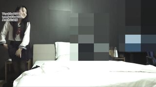 2024年最新，约炮大神，【胖爷的奇妙之旅】，19岁兼职大学生，完美露脸，漂亮清纯，换上最爱的制服，享受少女的润穴