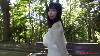 FC2-PPV-4615100 「…ずっと撮られてみたくて…♡色んな人に見てほしくて…♡」あふれる性欲を抑えられない美人人妻の膣内に3回精*出してあげました。