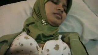 Arab-Asian Babe in Amateur Adult Video Filmed in a Hotel