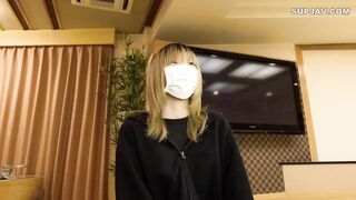 FC2-PPV-4658299 あさひ(18\) スレンダーちっぱいの2回目撮影時の別画角動画。まんぐりがえしでの吸うやつ責めでイキ続けた場面を２画角、アナル貫通ATMを収録しています。