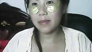 Lonely Chinese MILF Pleasures Herself on Webcam