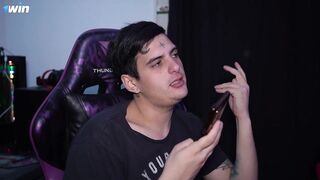 Step bro gets a facial cumshot pop-shot from Aglaia Spicy to feel better.