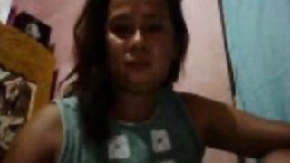 Filipina MILF Helps a Man Cum on Webcam