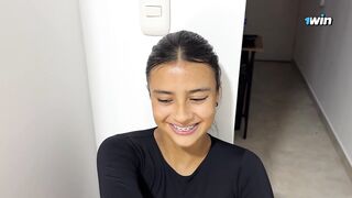 Hillarytaylor's blowjob earns her the promotion - super-fucking-hot gonzo porn!