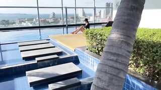 Sex vacay with a stranger - Vallery Ray - 4k porn, doggystyle!