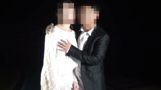 ✅淫靡婚纱新娘『MrsRouBianping』淫荡新娘萍夫人婚纱装轮番含精内射，户外 洞房穿婚纱卖力伺候主人！