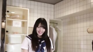 FC2-PPV-4706738 【EP4】【無】診察台でじっくり観察、生挿入、大量口内射精！倍率2000倍の国民的アイドル内定済み