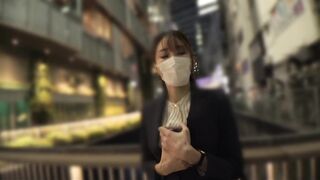 FC2-PPV-4716328 【特典付き】究極のモデル体型！濃厚ベロチュー手コキからの乳首舐めで翻弄！