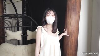 FC2-PPV-4722999 【無・完全素人】可愛いJD20歳！小柄で色白、美巨乳・美肌で感度も最高。スタイル抜群のおっぱいも上を向いていて、言うことなしの女性です‼