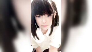 【阿小小】超美在校学生 制服的诱惑 美腿粉穴怼屏掰穴自慰