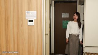 FC2-PPV-4748827 23歳大手ホテルで働く美乳スタッフ「お風呂が壊れた」部屋まで呼んできてガンガン突きまくる超濃厚精*注入！