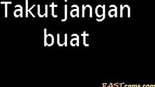 Malaysian Girl Doesn't Want to Show Face