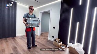 The delivery guy gave the towheaded a sex vlog cum inside her pussy!