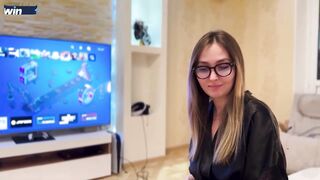 Fucking my stepmom in VR as she feels a real couple homemade - XXX!