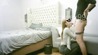 ✅专操高挑嫩模『OB噢逼原创』大二学生，奶茶店偶遇认识，听打电话问家里要生活费 给1000，带回家操之 很听话